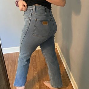 VINTAGE WRANGLER JEANS